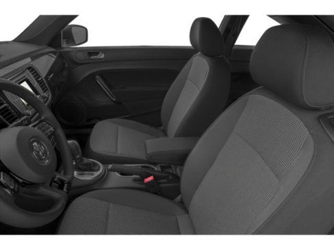 Used 2019 Volkswagen Beetle 2.0T S FWD image 9