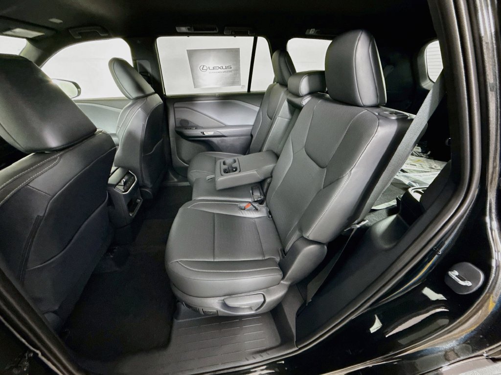New 2026 Lexus TX 350 AWD image 17