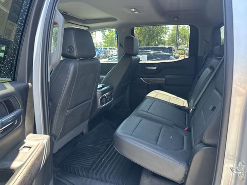 Used 2021 Chevrolet Silverado 1500 LTZ w/ Z71 Off-Road Package image 31