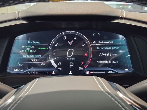 Used 2025 Chevrolet Corvette Stingray Preferred Cpe w/ Z51 Performance Package RWD image 14