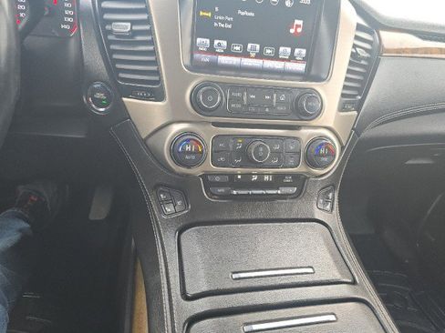 Used 2016 GMC Yukon XL Denali w/ Open Road Package image 31