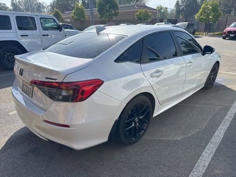 Used 2022 Honda Civic Sport image 4