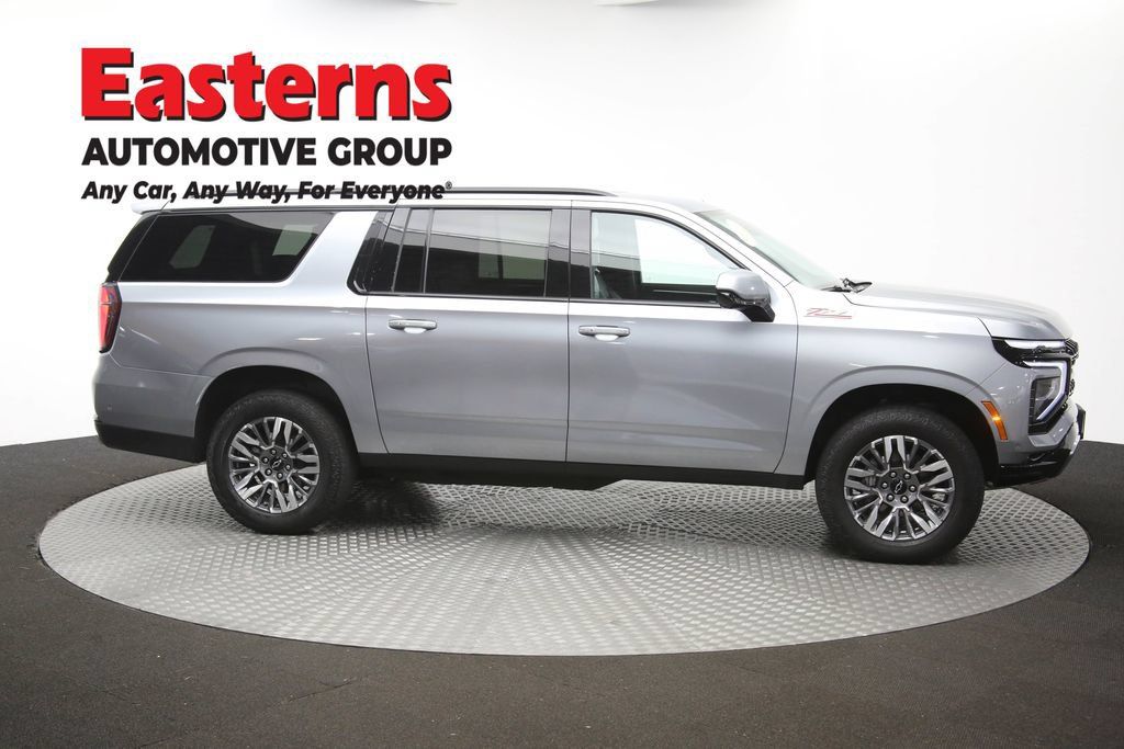 Used 2025 Chevrolet Suburban Z71 AWD/4WD image 50