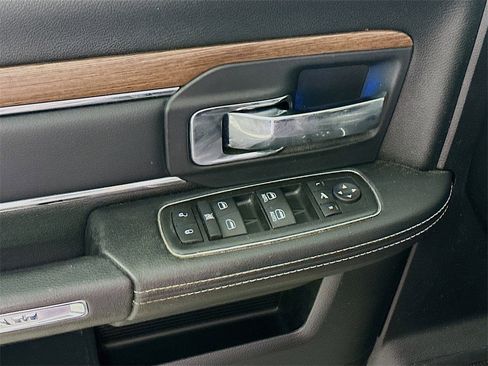 Used 2014 RAM 1500 Laramie image 21