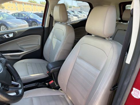 Used 2021 Ford EcoSport Titanium image 21