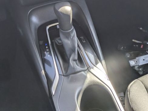 Used 2025 Toyota Corolla LE image 14