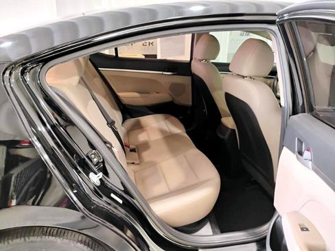 Used 2020 Hyundai Elantra SE w/ Cargo Package (C1) image 31