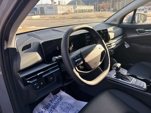 New 2026 Kia Sportage EX image 26