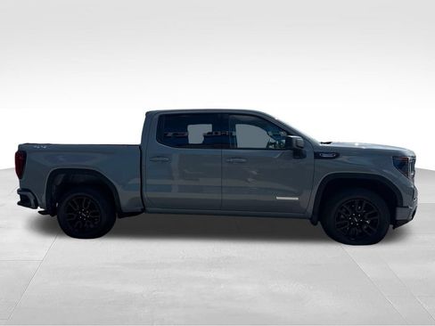 Used 2024 GMC Sierra 1500 Elevation AWD/4WD image 15