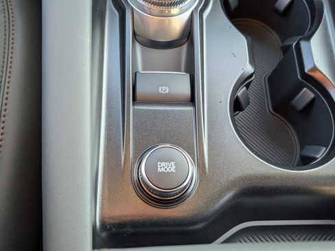 New 2026 Ford Explorer Active w/ Active Comfort Package image 22