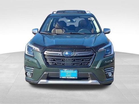Used 2023 Subaru Forester Touring image 2
