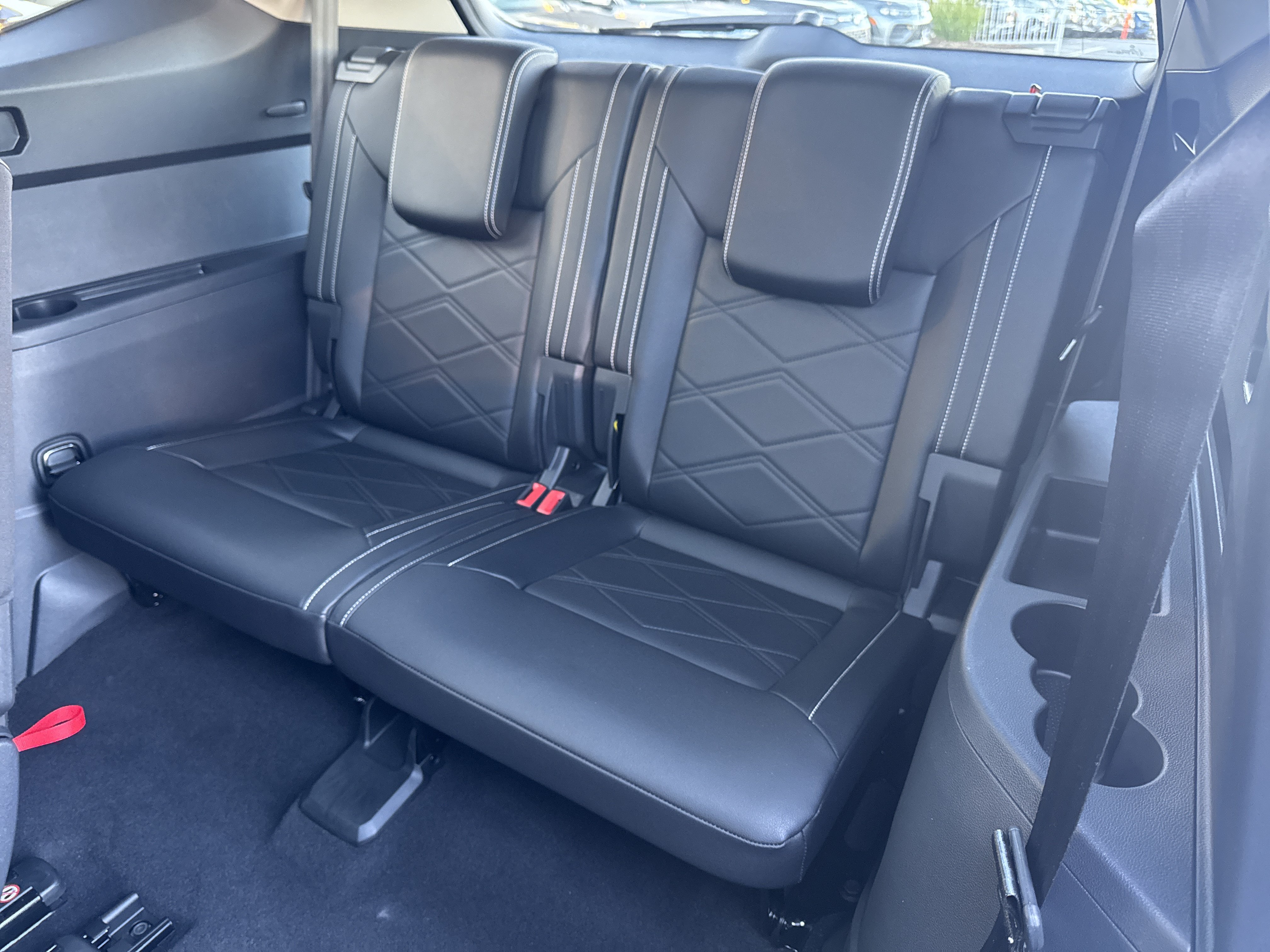 Used 2026 Volkswagen Atlas SE FWD image 32