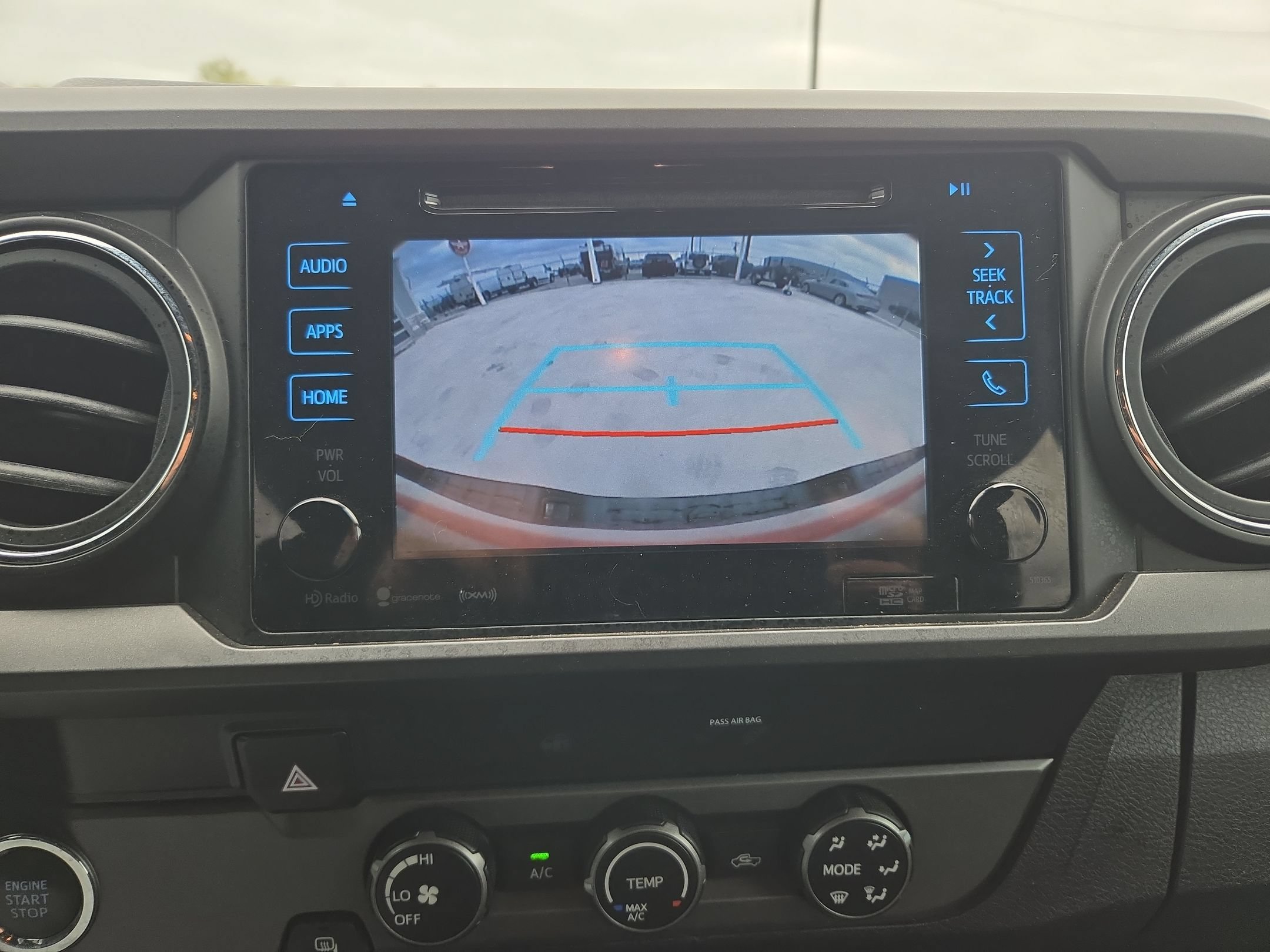 Used 2019 Toyota Tacoma 2WD Double Cab image 18