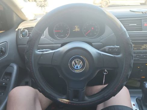 Used 2014 Volkswagen Jetta SE image 15