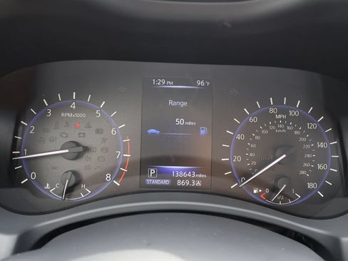 Used 2016 INFINITI Q50 Premium AWD/4WD image 33