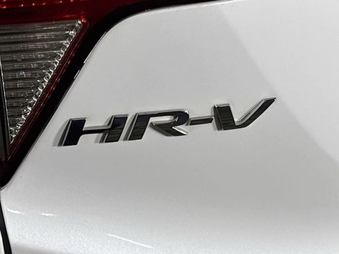 Used 2022 Honda HR-V Sport image 23