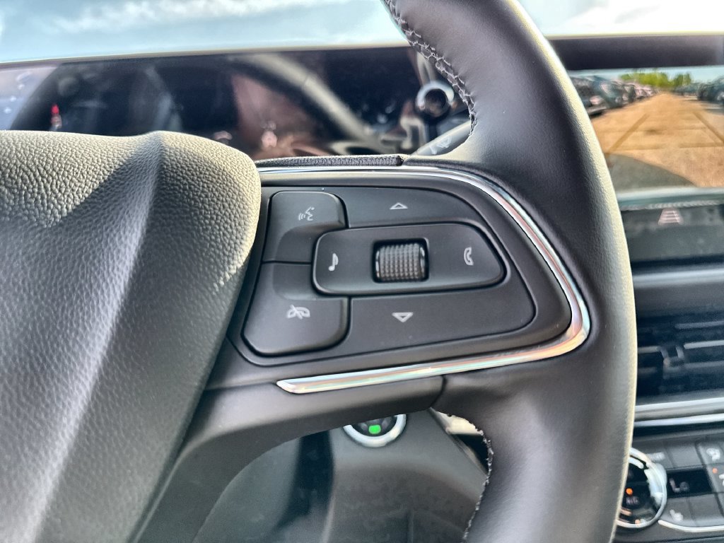 New 2026 Buick Envista Sport Touring w/ Convenience I Package FWD image 32