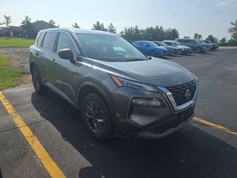 Certified 2023 Nissan Rogue S FWD image 3