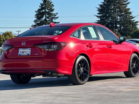 Used 2025 Honda Civic Sport image 3