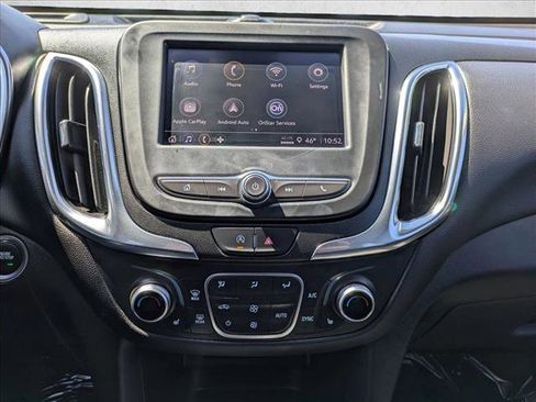 Used 2024 Chevrolet Equinox LT FWD image 14