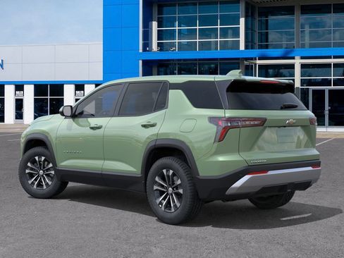 New 2026 Chevrolet Equinox LT w/ Convenience Package II image 3