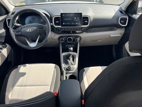 New 2026 Hyundai Venue SEL FWD image 14