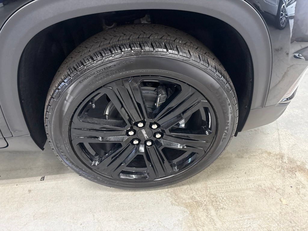 New 2027 GMC Acadia Elevation w/ Black Edition AWD/4WD image 4