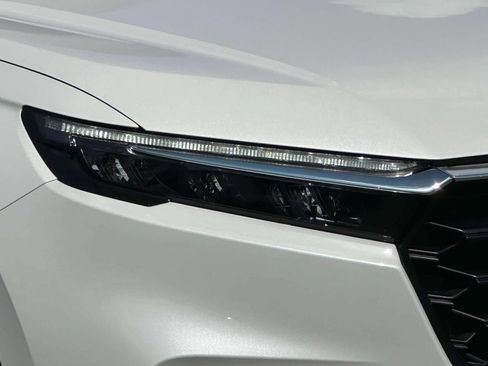 Certified 2025 Honda CR-V LX image 7