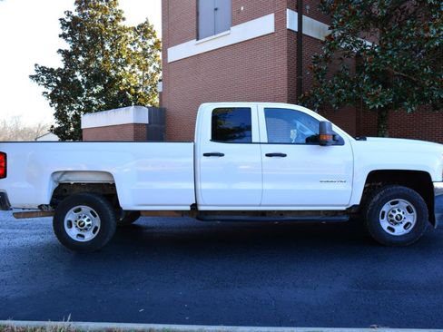 Used 2019 Chevrolet Silverado 2500 W/T w/ WT Convenience Package image 4