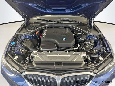 Used 2023 BMW 330i xDrive Sedan w/ Premium Package AWD/4WD image 31