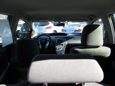 Used 2013 Toyota Prius Three image 30