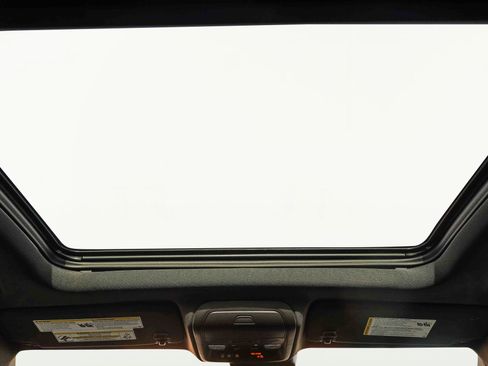 Used 2022 Cadillac XT4 Sport image 19