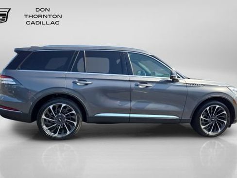 Used 2023 Lincoln Aviator Reserve w/ Equipment Group 201A AWD/4WD image 6
