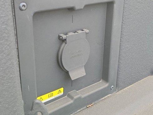 Used 2023 Ford F150 XLT w/ Equipment Group 302A High image 9