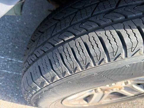 Used 2006 Dodge Durango SXT AWD/4WD image 5