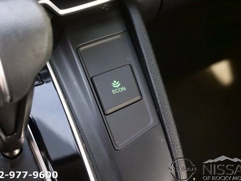 Used 2017 Honda CR-V LX image 26