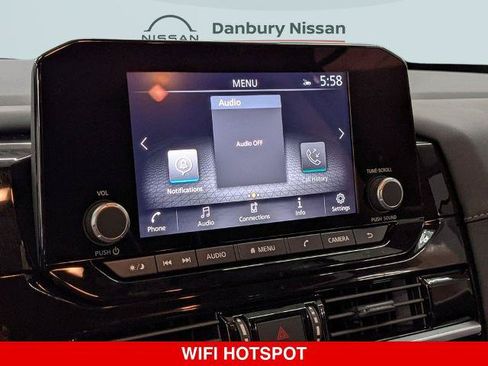 Certified 2025 Nissan Pathfinder SV AWD/4WD image 21