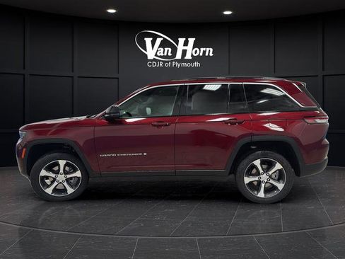 New 2026 Jeep Grand Cherokee Limited w/ Luxury Tech Group II image 6