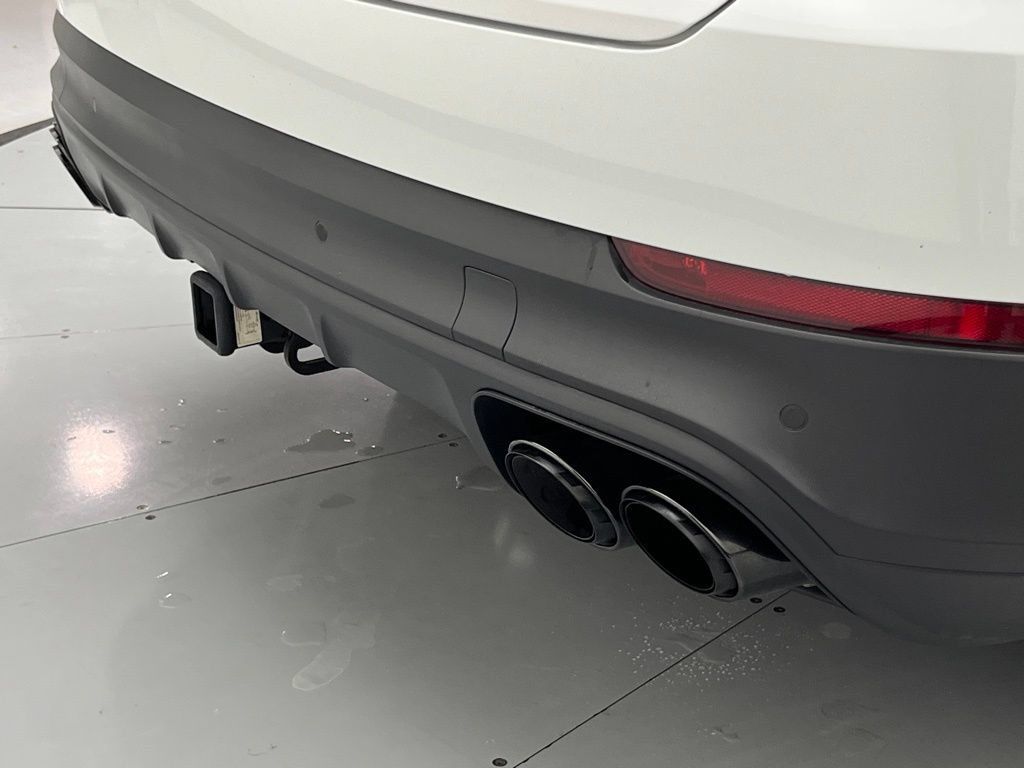 Certified 2023 Porsche Cayenne AWD/4WD image 44