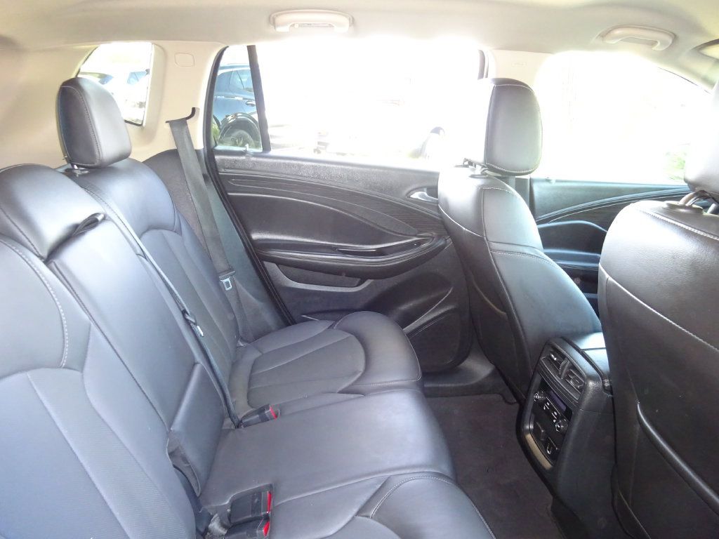 Certified 2017 Buick Envision Essence FWD image 21