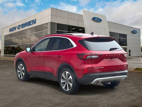 Certified 2023 Ford Escape Platinum image 3