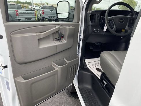 New 2025 Chevrolet Express 2500 w/ Driver Convenience Package RWD image 25