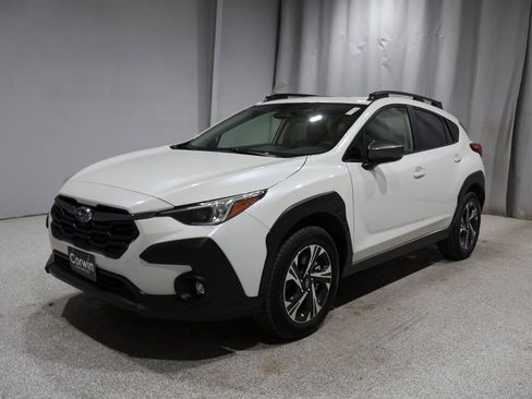 Used 2025 Subaru Crosstrek 2.0i Premium image 5