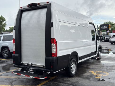 Used 2024 RAM ProMaster 3500 w/ Delivery Van Package FWD image 8