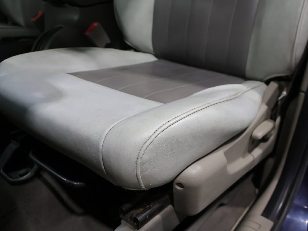 Used 2007 Jeep Liberty Sport AWD/4WD image 14