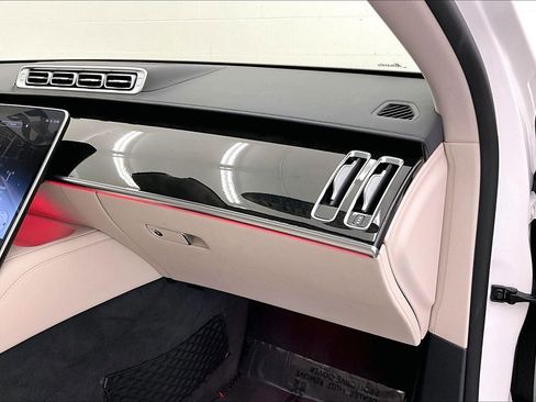 Certified 2022 Mercedes-Benz S 580 4MATIC Sedan image 19