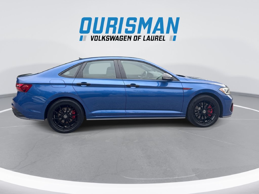 Used 2024 Volkswagen Jetta GLI 40th Anniversary Edition FWD image 9