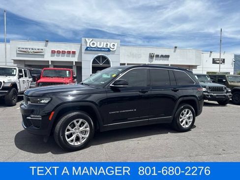 Used 2024 Jeep Grand Cherokee Limited AWD/4WD image 1