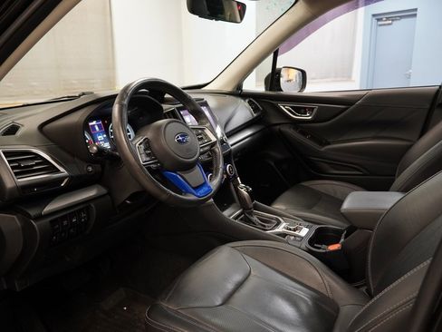Used 2020 Subaru Forester Limited image 7