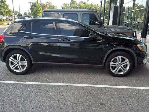Certified 2019 Mercedes-Benz GLA 250 4MATIC image 2